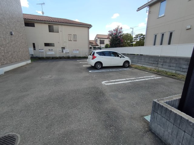 ヴィラオーヤの駐車場