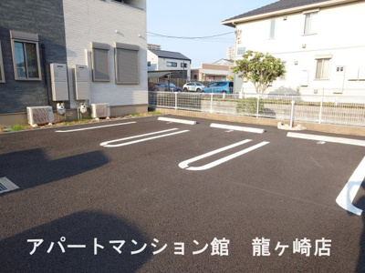 【駐車場】 | ハーヴェストヒルＤ