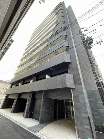 セレニテ難波ミラク壱番館の外観