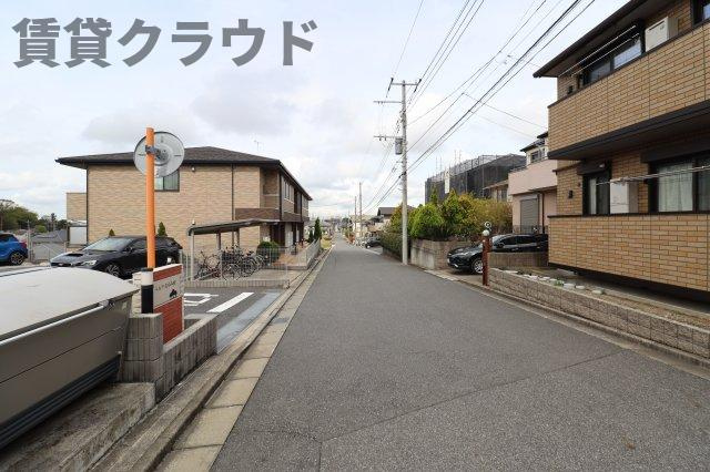 セジュール・ツエムの周辺