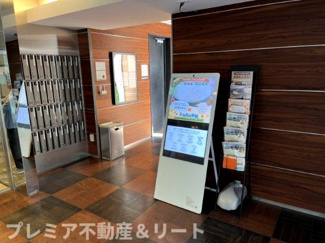 【エントランス】