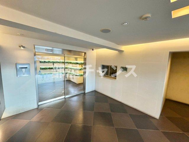 フロンティアタワー名駅南のエントランス