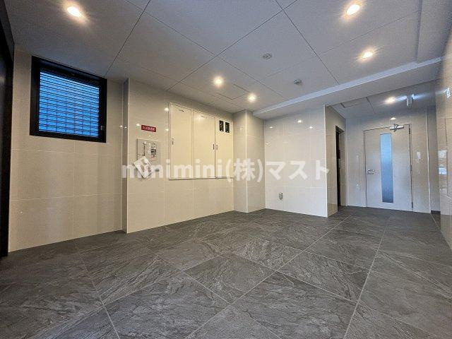 アートレジデンス上町のロビー