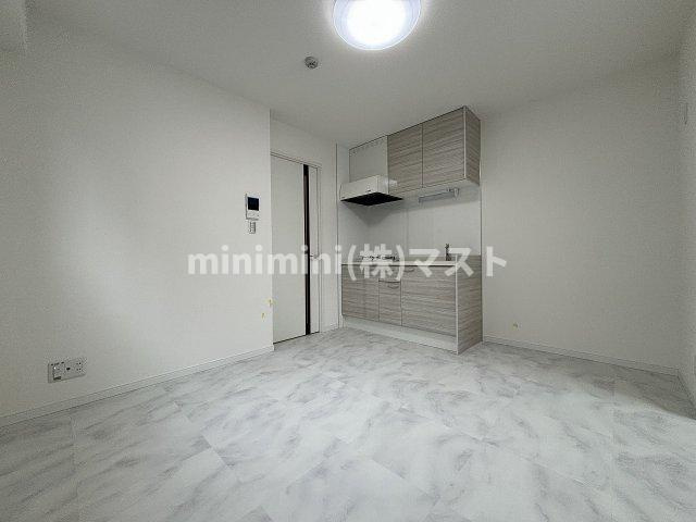 アートレジデンス上町の居間・リビング