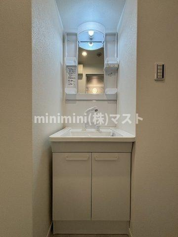 アートレジデンス上町の洗面所