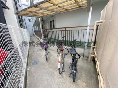 【その他共用部分】 | 　エレガンスシティー | 駐輪場です