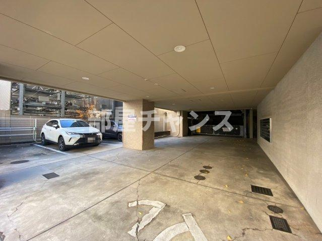 CITY SPIRE 名駅北の駐車場