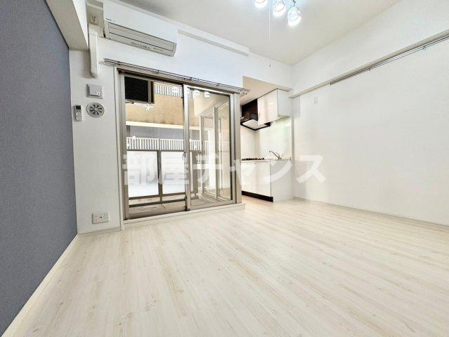 CITY SPIRE 名駅北の居間・リビング