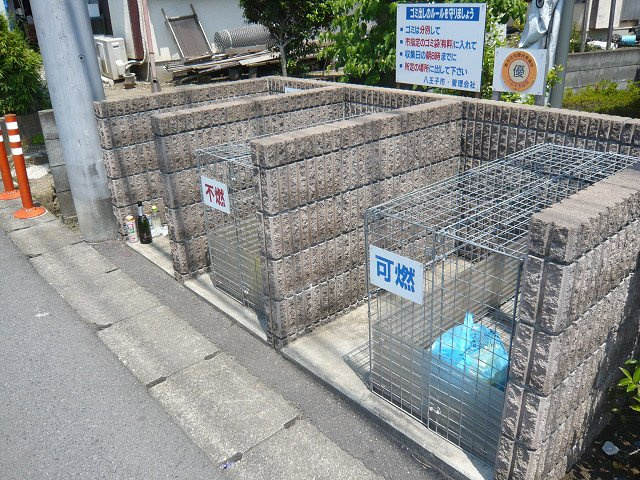 ハイムグレイスのその他共用部分|敷地内ごみ置き場【ハイムグレイス】