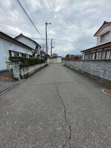 【成約済み】新潟市秋葉区新津緑町_分譲地の外観|全面道路幅員6.0m（新潟市道路台帳参照）