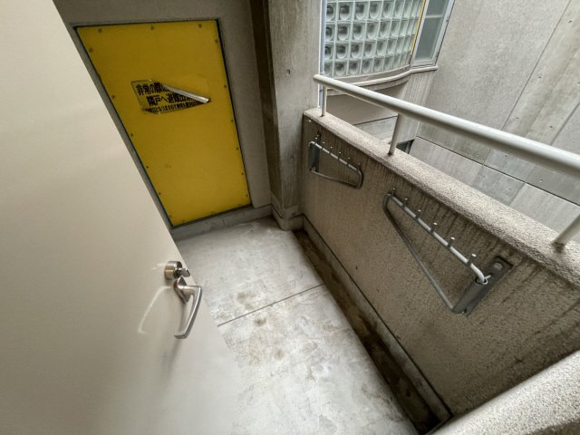 サンヒルズ芦屋1号館のバルコニー