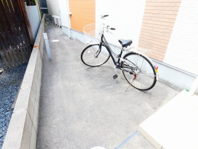 【駐車場】 | MAISON LA LUMIERE