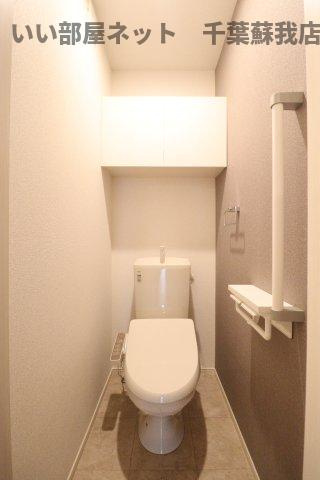 ハーモニーガーデンのトイレ|落ち着いた色調のトイレです