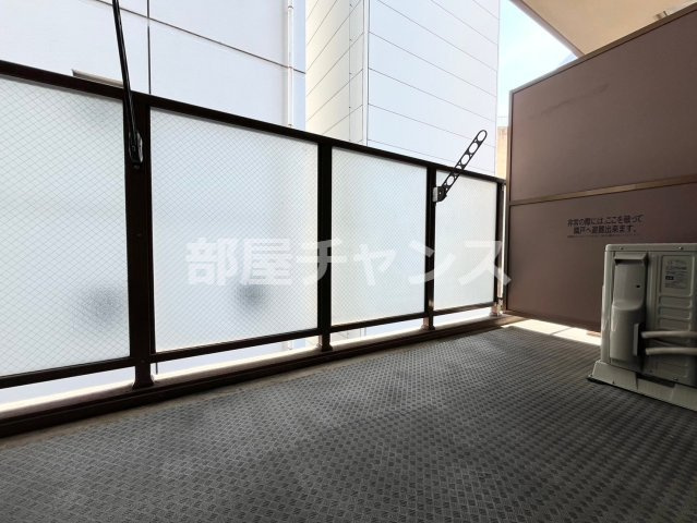 CITY SPIRE 名駅前のバルコニー