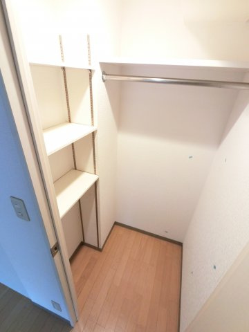 エリューディ船橋本町の収納