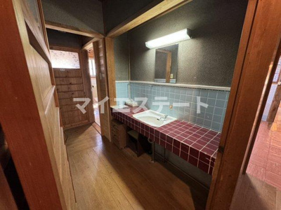 【洗面所】 | 坂本町貸家