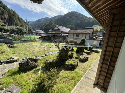 【庭】 | 坂本町貸家