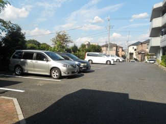 【要空確認】敷地内駐車場♪