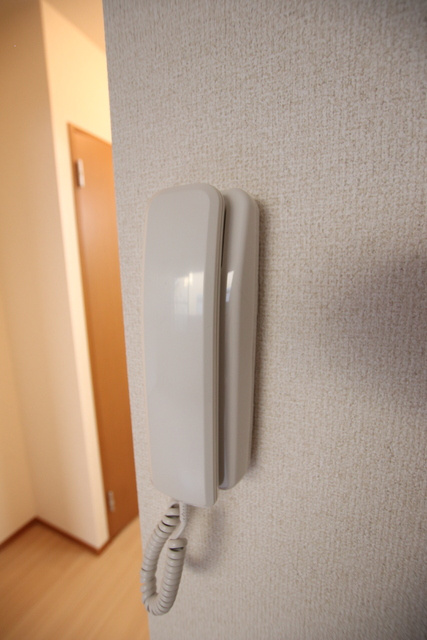 受話器タイプのインターホン