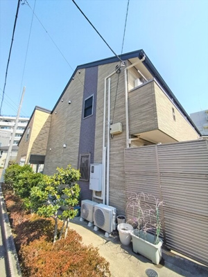 ★全戸南向きの2階建てアパート★