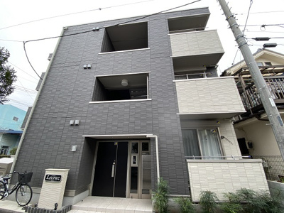 ★3階建て　オートロック付★