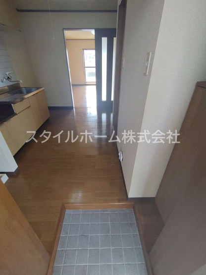 【玄関】 | サニーヒルⅠ | 別部屋写真です。