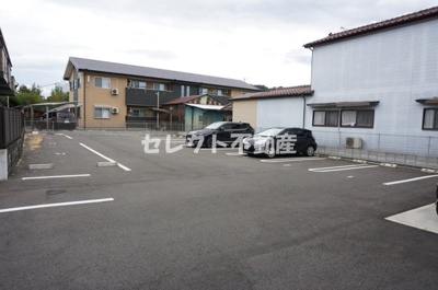 【駐車場】 | マウンテンクレストアーク | 【マウンテンクレストアーク】