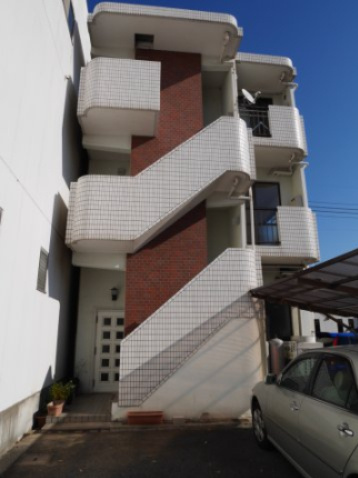 正木ビルの外観|外階段