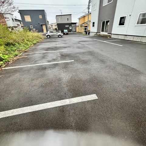 リブフラットの駐車場
