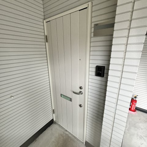 リブフラットのエントランス