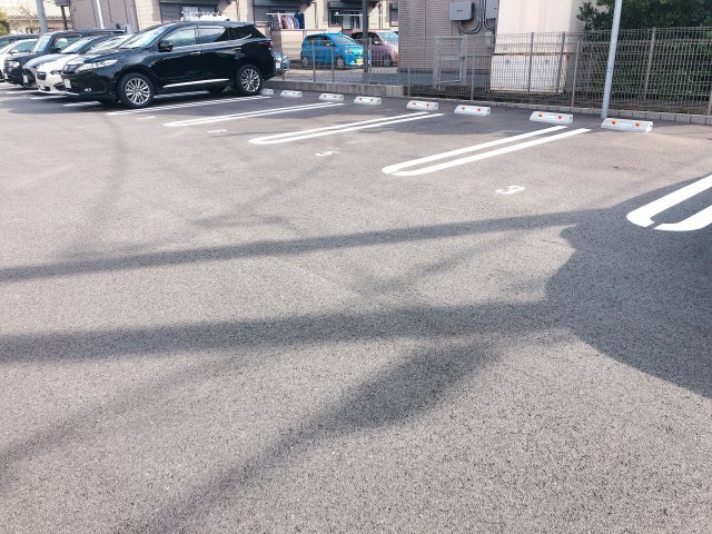 D-room Skyの駐車場