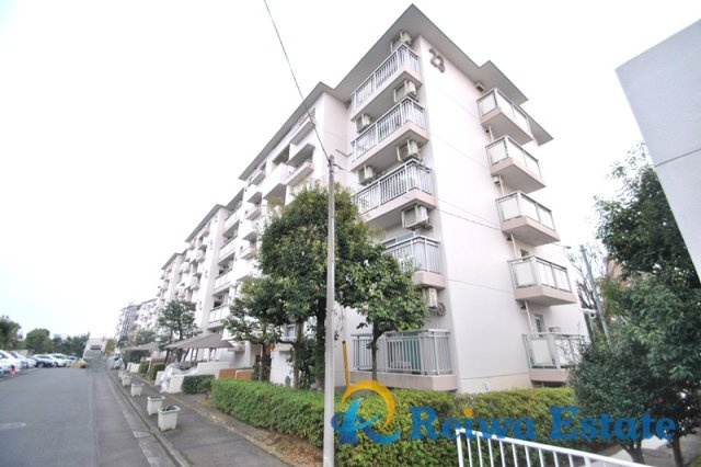 湘南ライフタウン駒寄第二住宅の外観