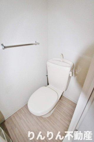 【トイレ】 | 銀河 | 清潔感のあるトイレです