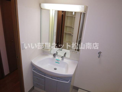 【洗面所】 | サントノーレ愛大医学部前弐番館