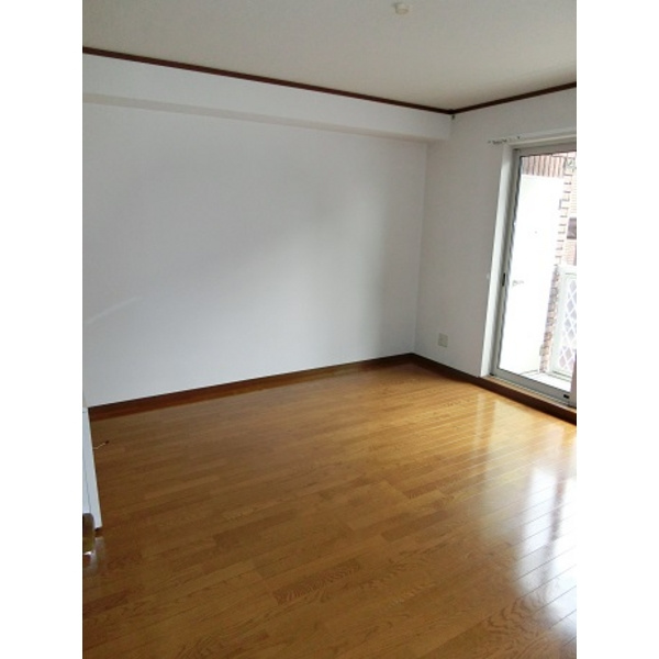 エスペランスの洋室