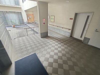 【ロビー】 | ういず岩槻 | 清潔なロビーです