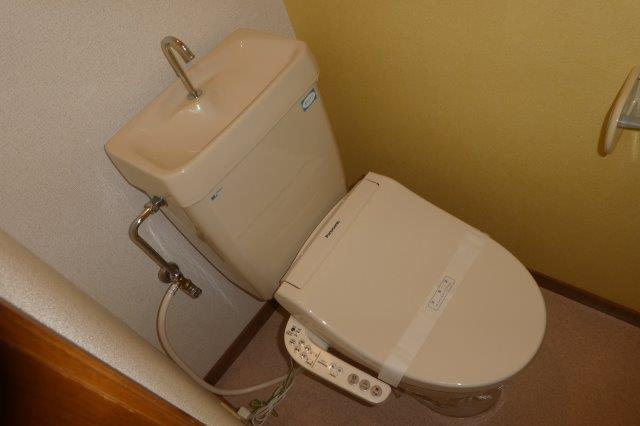 ニューシティ１のトイレ|ウォシュレット