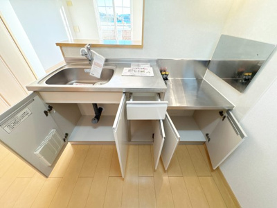 【キッチン】 | マ－ヴェラス・ヴィラ　Ⅱ