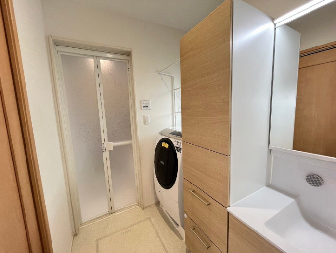 小郡市三沢　戸建ての独立洗面台