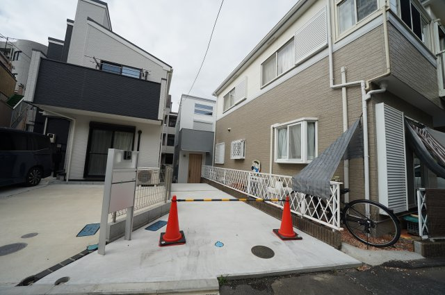 【横浜市旭区さちが丘179-9新築戸建て】★仲介手数料無料★（さちが丘小学校・万騎が原中学校）の外観