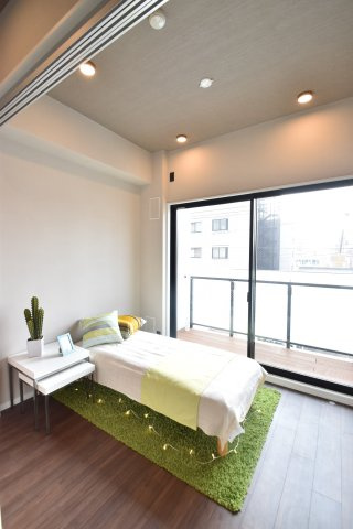 大阪市都島区中野町４丁目の賃貸マンションの居間・リビング