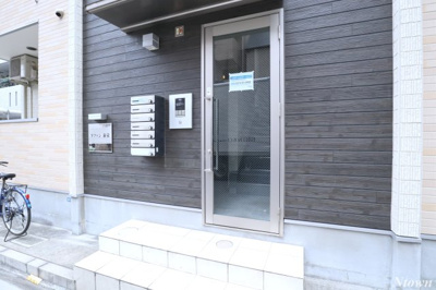 【エントランス】 | ラファン新栄 | エントランスです