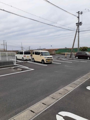 【駐車場】 | エヴァーグリーン吉富Ａ