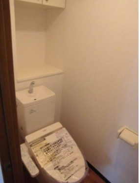 【トイレ】 | パレット | 温水洗浄便座付きです。