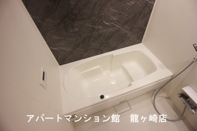 コート・ダジュール緑町Ⅰの浴室