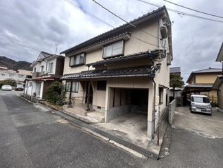 【前面道路含む現地写真】 | 鳥取市湯所町1丁目中古戸建て