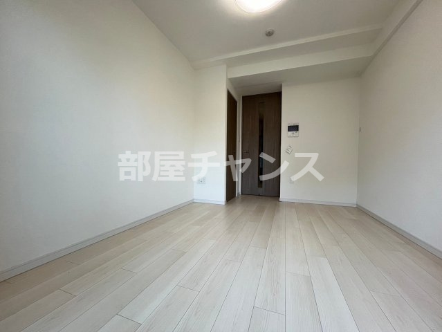 ラグゼナ上前津の寝室|ゆとりの広さです