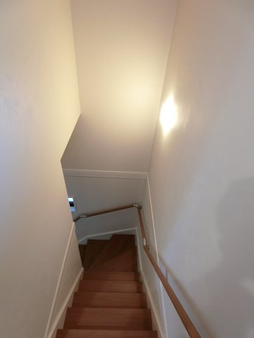松が丘5丁目　未入居一戸建てのその他|階段室