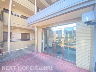 【エントランス】 | お掃除の行き届いたエントランスです♪