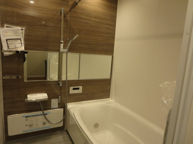 中古戸建　四條畷市中野新町（平成6年築）の浴室|リフォーム済未使用お風呂☆ピカピカです！